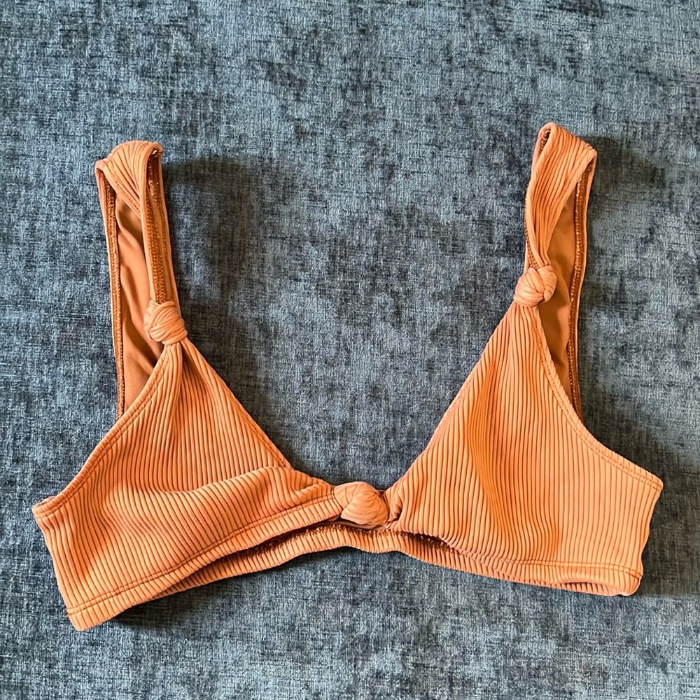 Minimale Animale ribbed bikini top